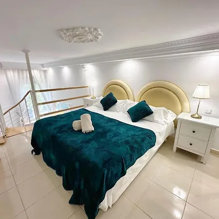 Apartment *new Gray D Albion: Puerto Banus